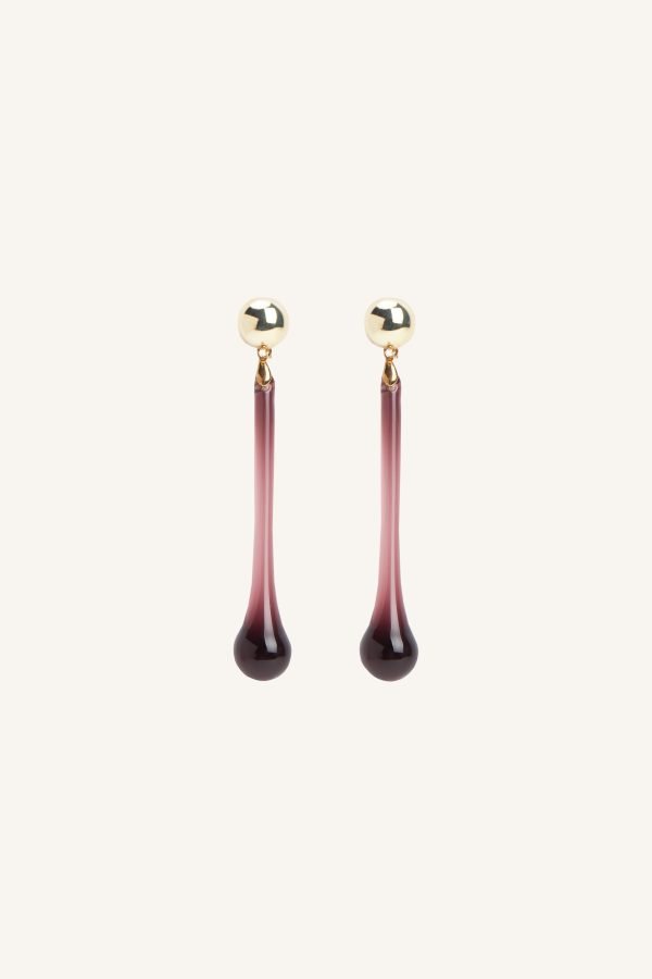 Μακριά σκουλαρίκια σε σχήμα σταγόνας