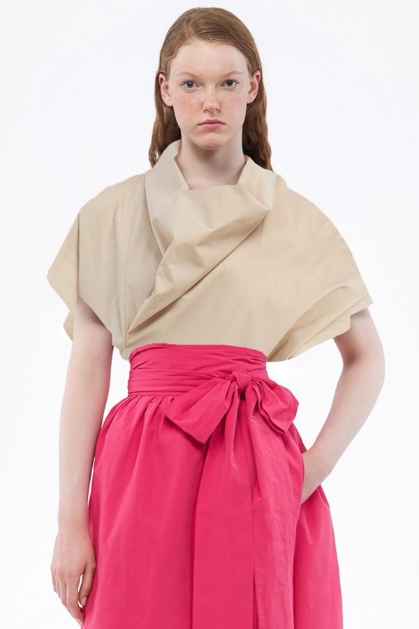 Μπλούζα με ντραπέ λαιμόκοψη μπεζ