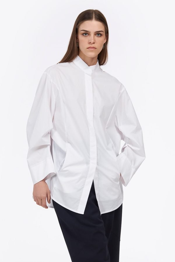 Darted waist shirt with pockets white