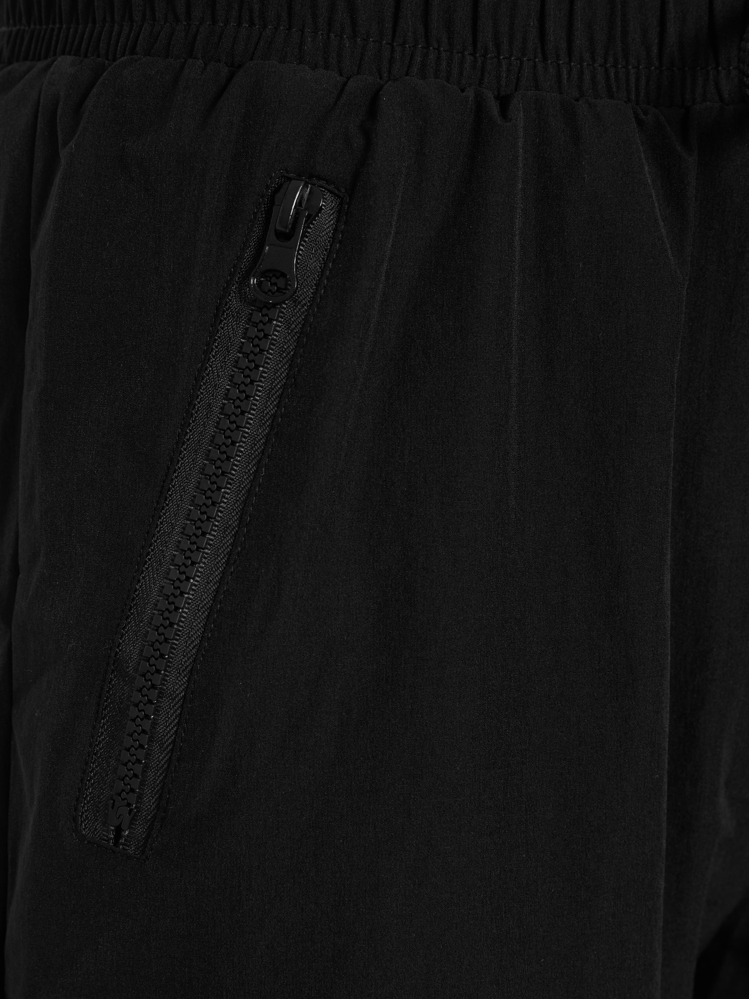 MAGIO_ANTRIKO_MAYRO_1212