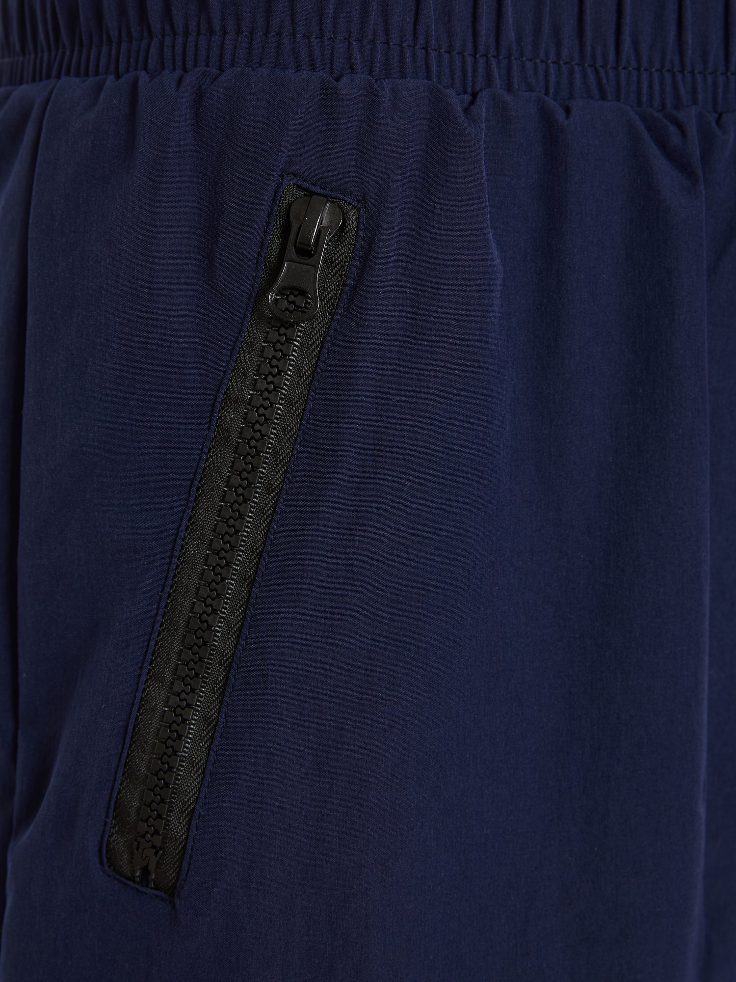 MAGIO_ANTRIKO_MPLE_1214