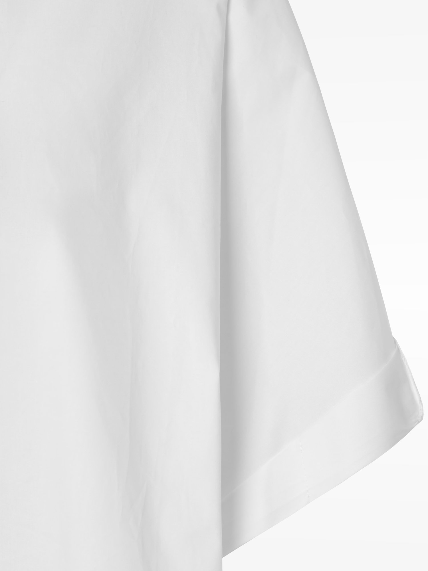 S23.U.BL102.WHI.SM_1168