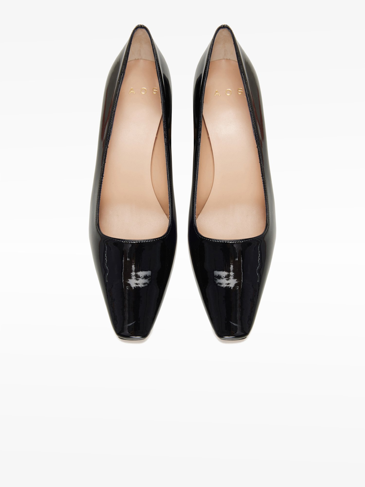 Patent timeless leather pumps black