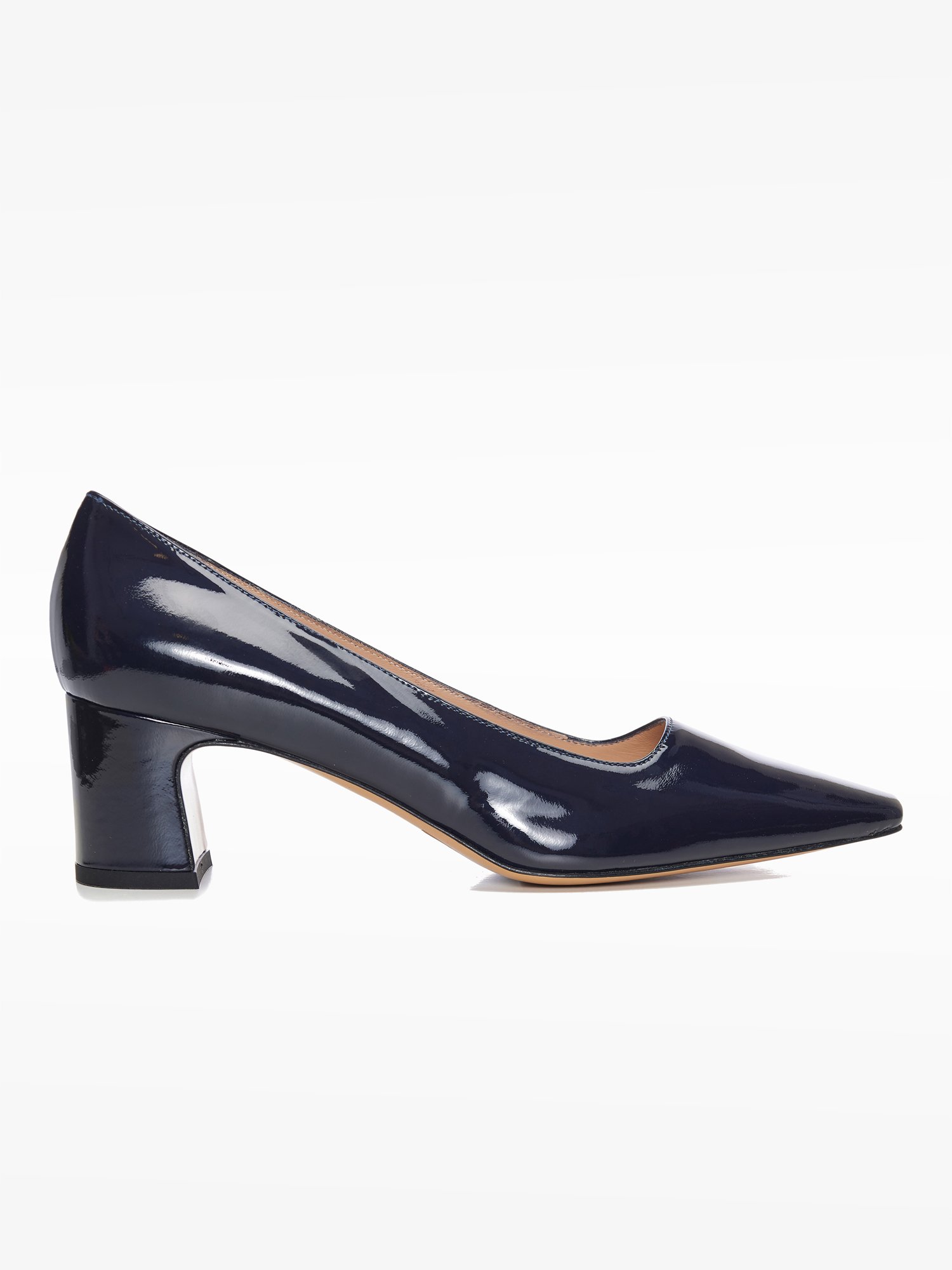 Patent timeless leather pumps