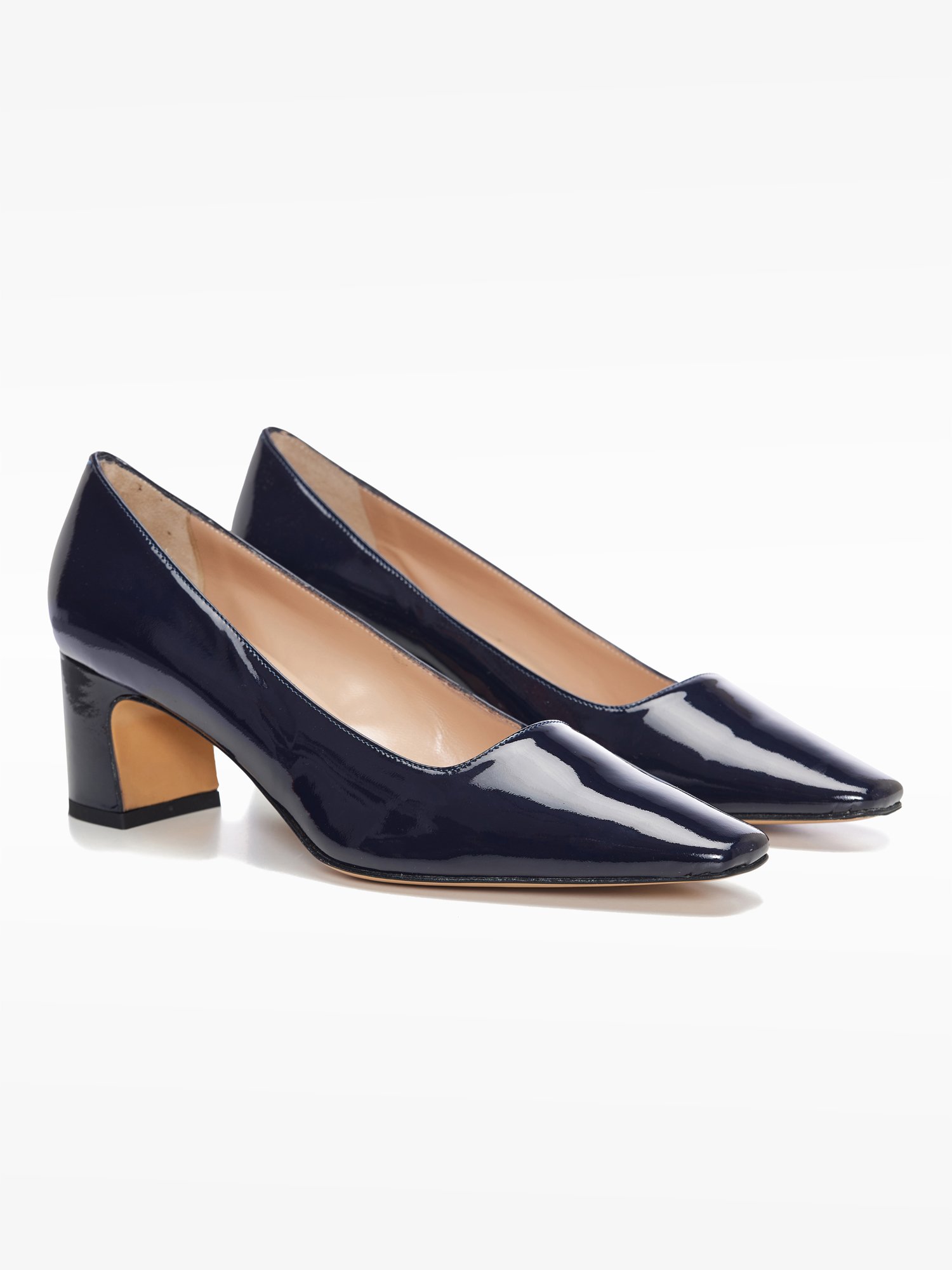Patent timeless leather pumps