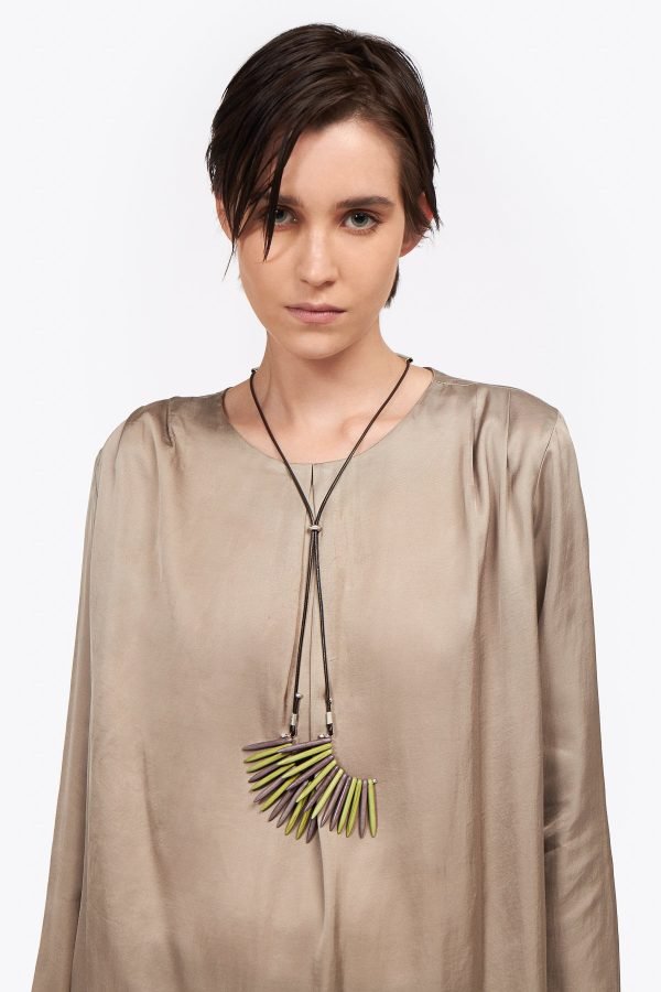 Howlite necklace in pale sun and brown