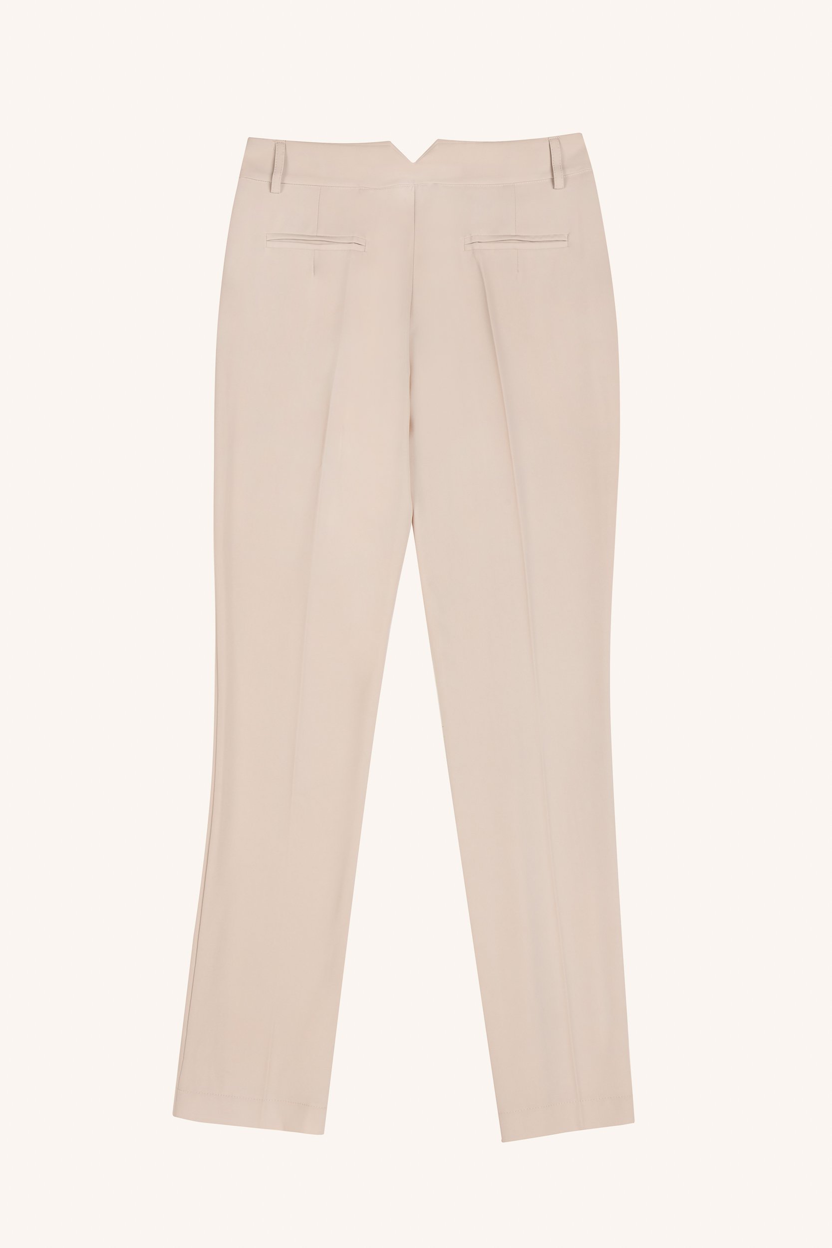 2025aprilaosstills0077