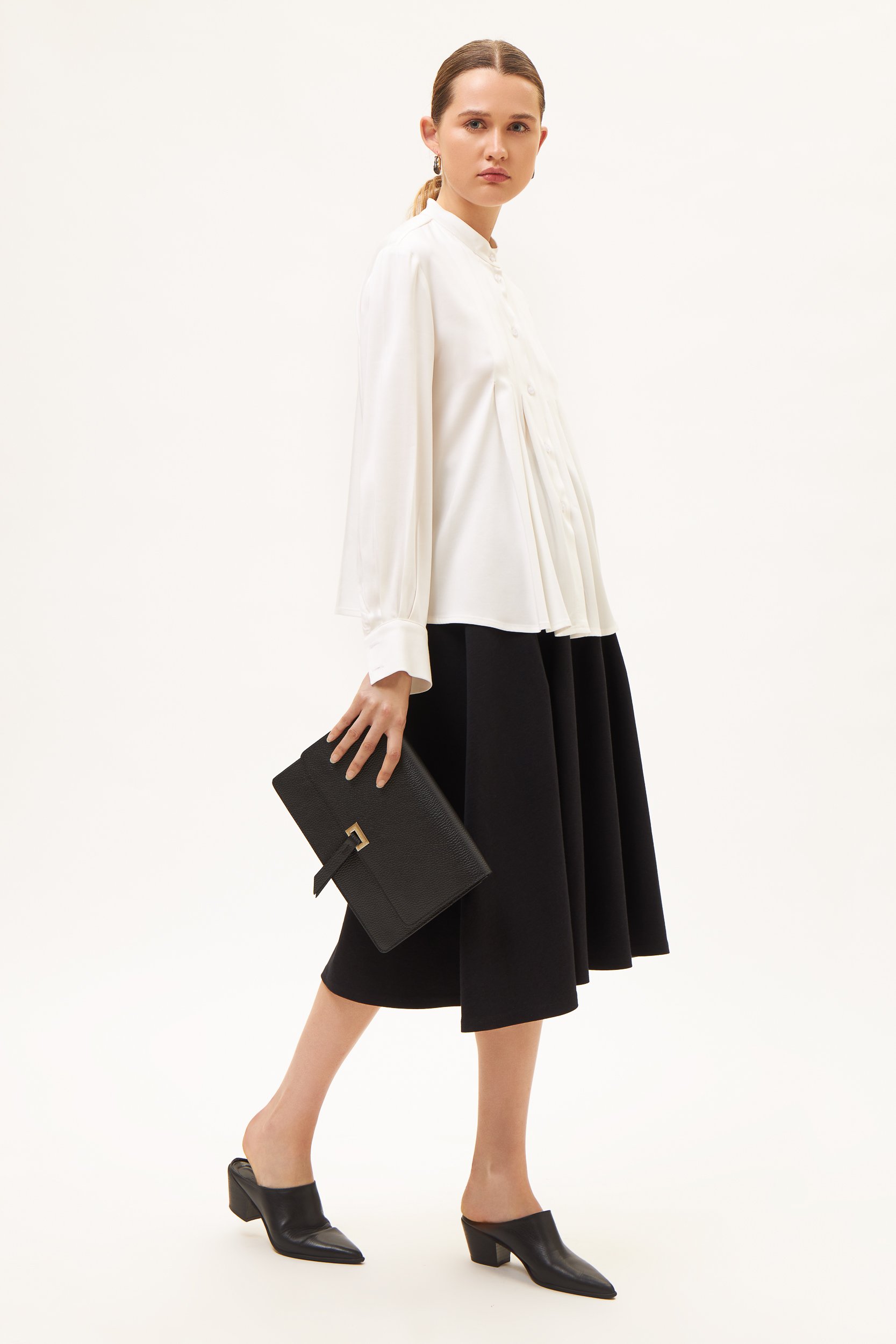 AOS Δερμάτινη τσάντα με καπάκι μαύρη