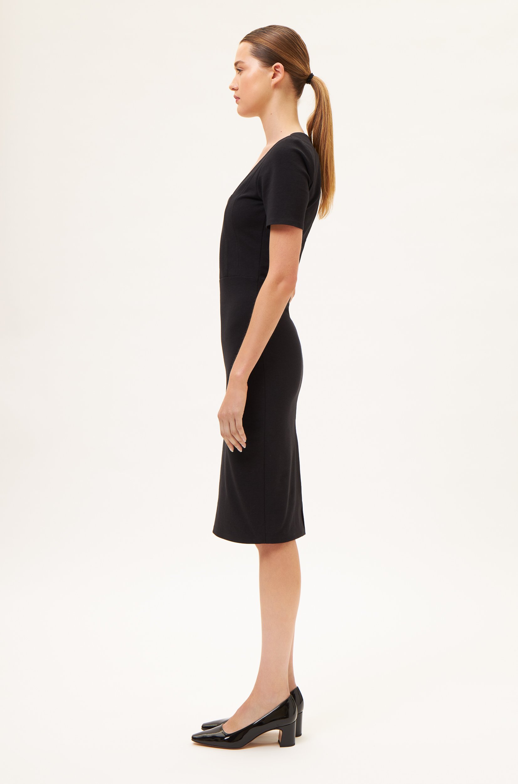 AOS FITTED MIDI DRESS BLACK