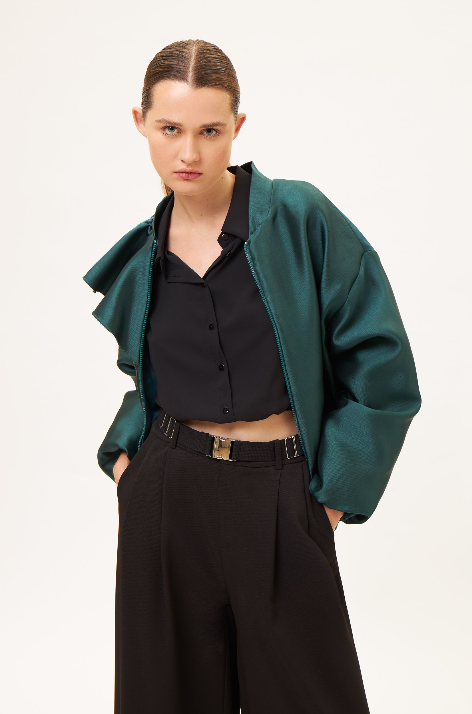 AOS Bomber τζάκετ με διακοσμητικό βολάν πράσινο