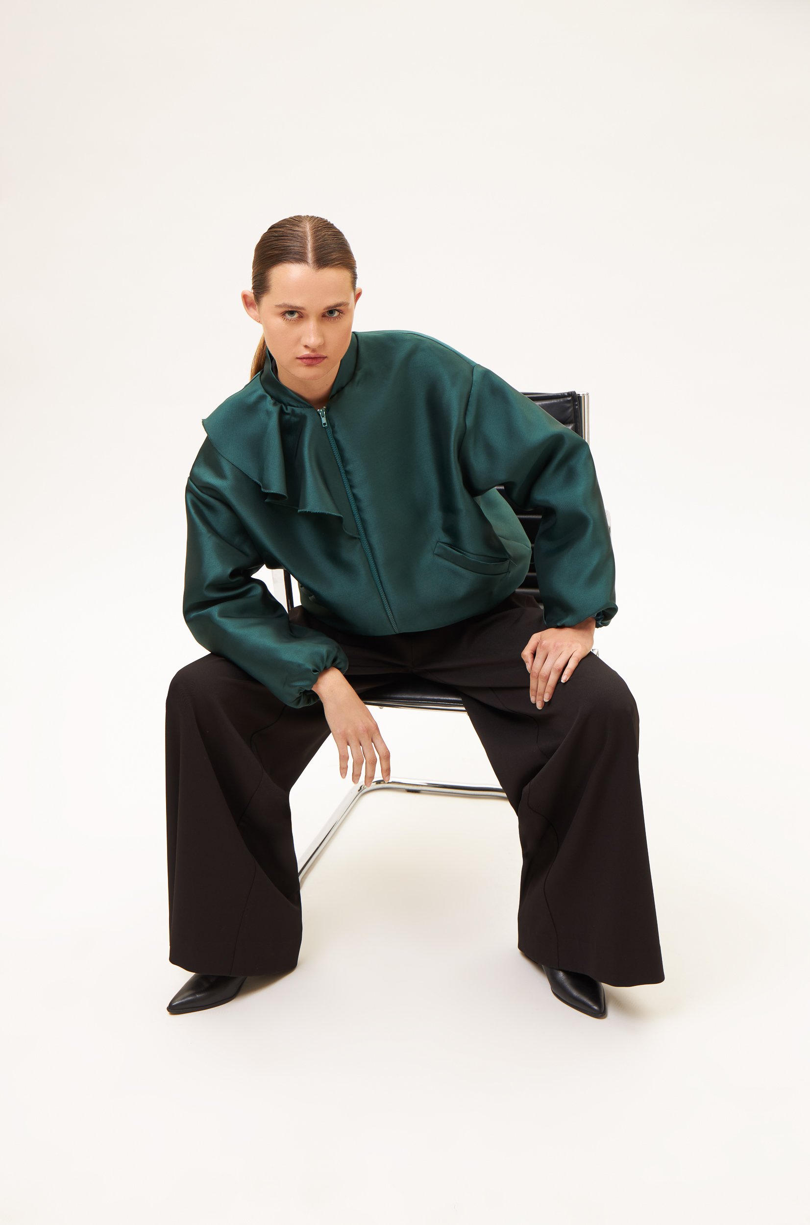 AOS Bomber τζάκετ με διακοσμητικό βολάν πράσινο